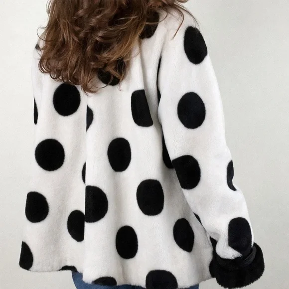Claire Barrat | 80s Paris Boutique Oversized Faux Fur Polka Dot Jacket | - Picture 2 of 7